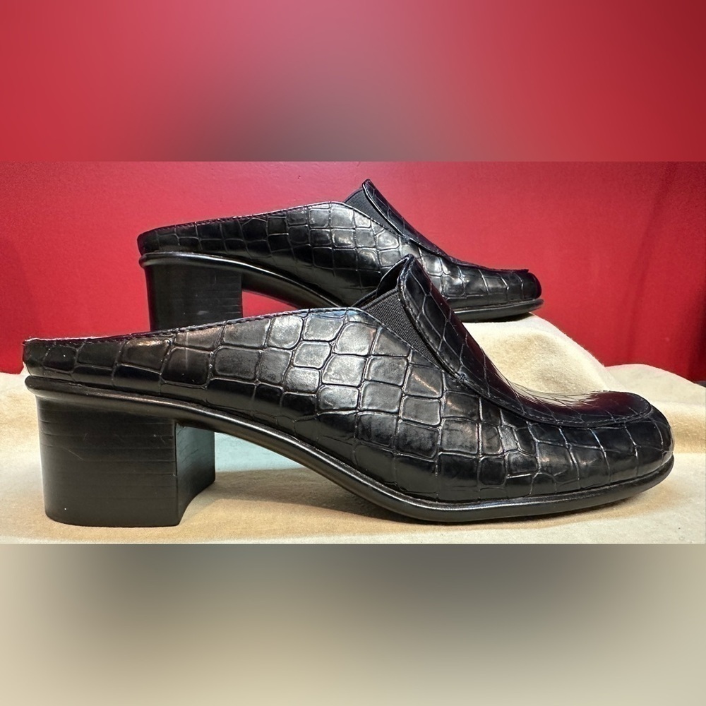 Aerosoles Mules Clogs Black Croc Embossed Patent Leather Women’s Size 7.5 - Picture 5 of 10